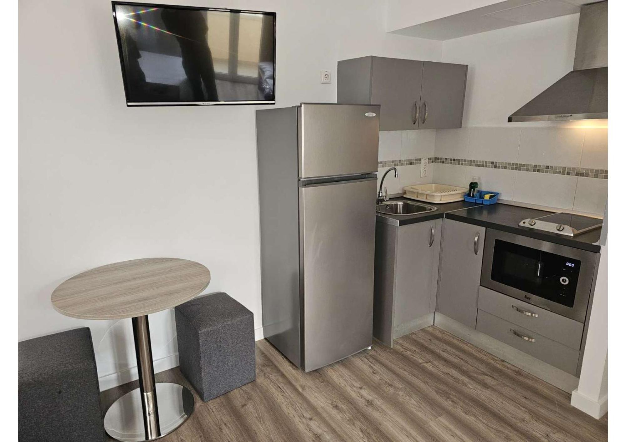 Apartamentos Turisticos Kenzamin Alicante Exterior photo
