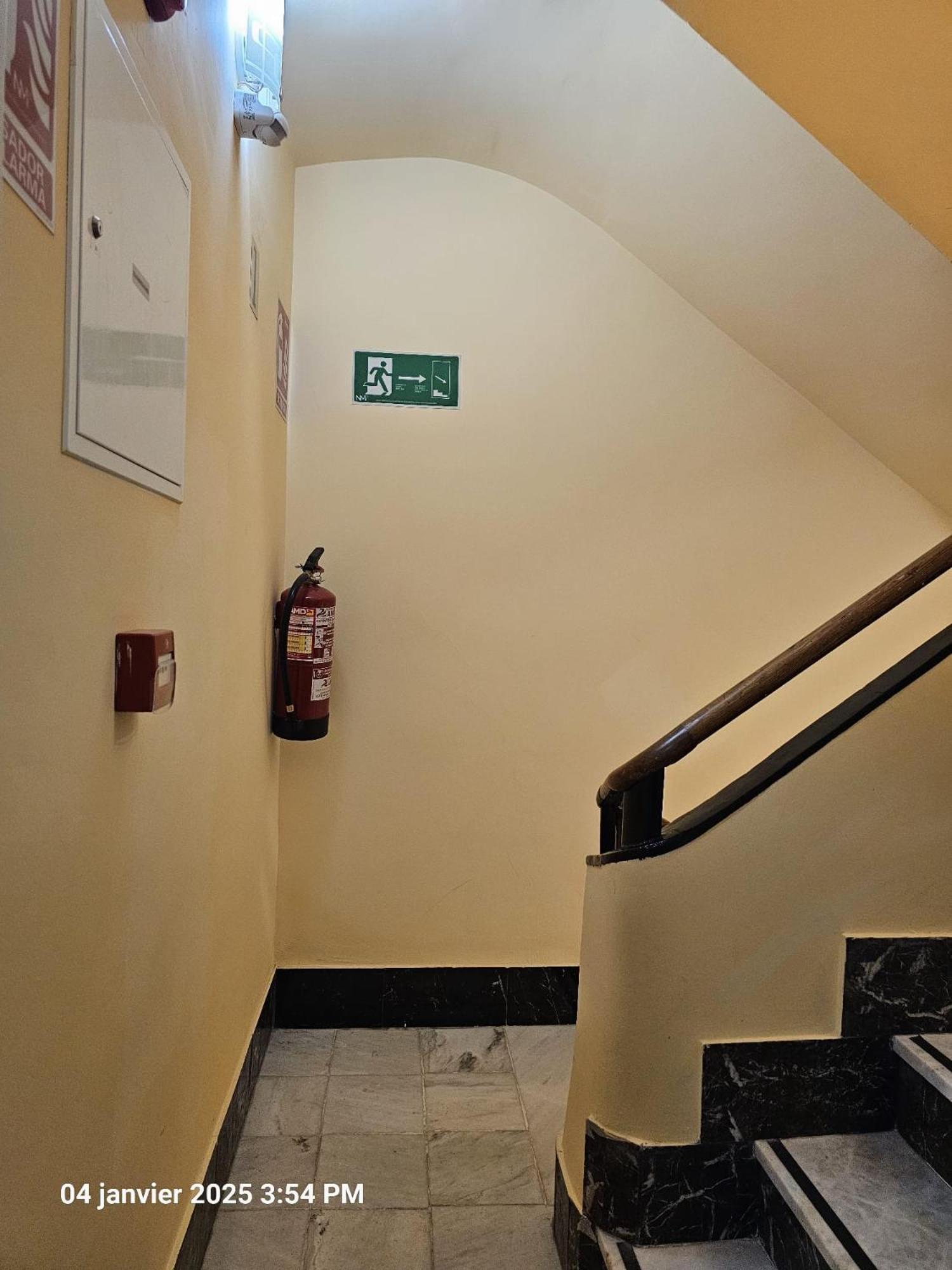 Apartamentos Turisticos Kenzamin Alicante Exterior photo